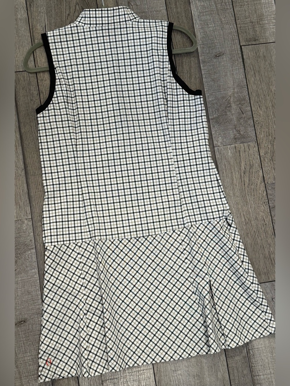 KINONA Mic Drop Sleeveless Golf Dress - Picture 6 of 13